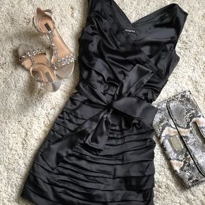 Express LBD.